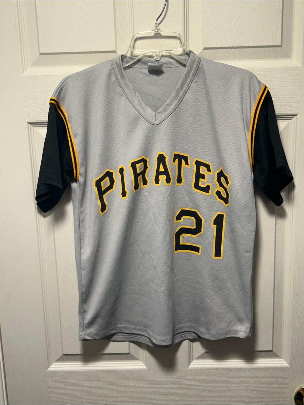 PITTSBURGH PIRATES PNC PARK SGA ROBERTO CLEMENTE #21 JERSEY GRAY ADULT M